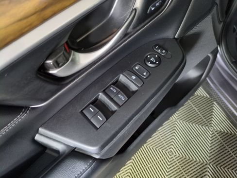 Used 2021 Honda CR-V EX-L image 11