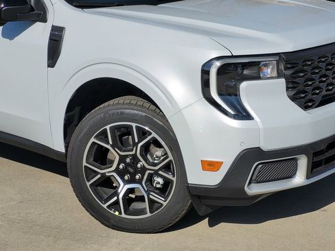 New 2026 Ford Maverick Lariat w/ 4K Tow Package image 28