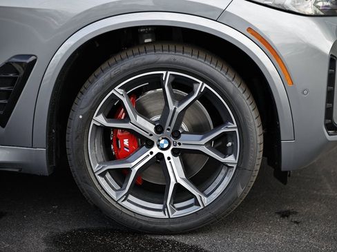 New 2026 BMW X5 xDrive40i w/ M Sport Package image 5