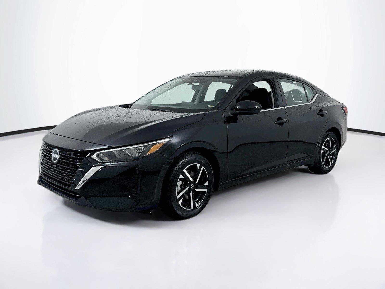 Used 2025 Nissan Sentra SV FWD image 1
