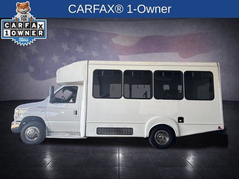 Used 2016 Ford E-350 and Econoline 350 Super Duty RWD image 2