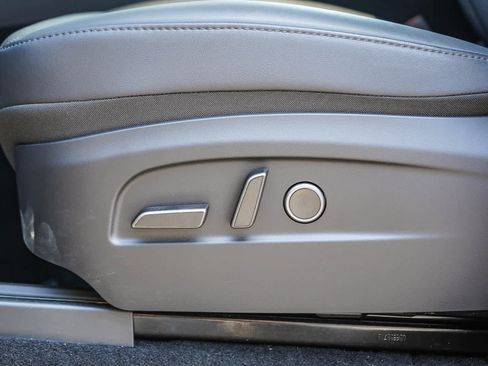 Used 2026 Tesla Model Y AWD image 19