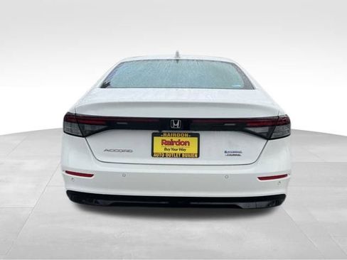 Certified 2025 Honda Accord Touring image 8