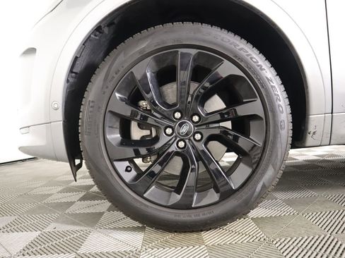 Certified 2024 Land Rover Discovery Sport S image 31