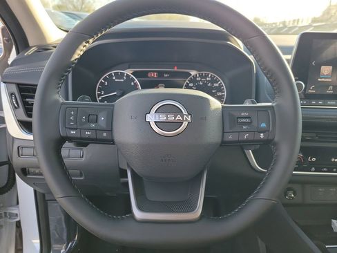 New 2026 Nissan Rogue SV AWD/4WD image 22