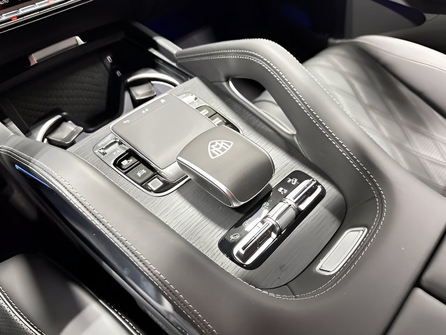 Used 2026 Mercedes-Benz Maybach GLS 600 4MATIC image 25