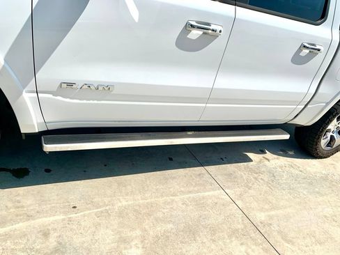Used 2019 RAM 1500 Laramie RWD image 11