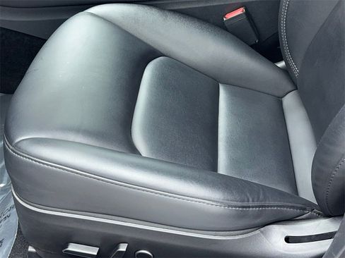 Used 2023 Tesla Model 3 Standard Range image 39