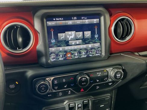 Used 2018 Jeep Wrangler Unlimited Rubicon AWD/4WD image 20