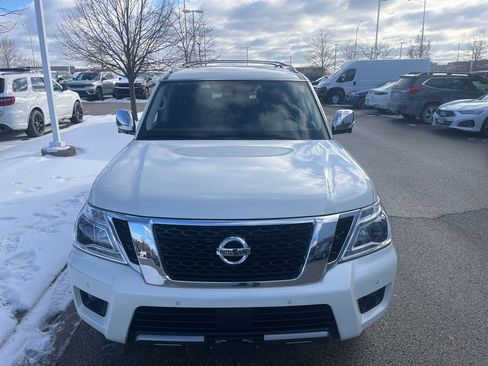 Used 2020 Nissan Armada SL w/ Premium Package image 11