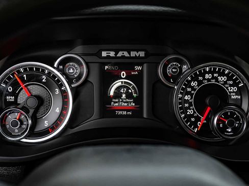 Used 2022 RAM 5500 Tradesman w/ Chrome Appearance Group image 18