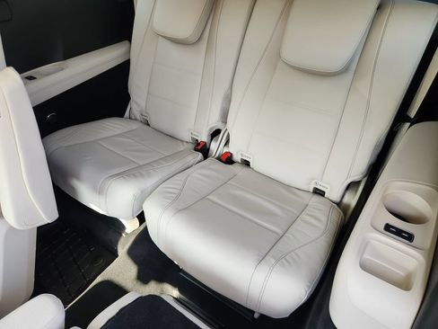 New 2026 Mercedes-Benz GLS 580 4MATIC image 13
