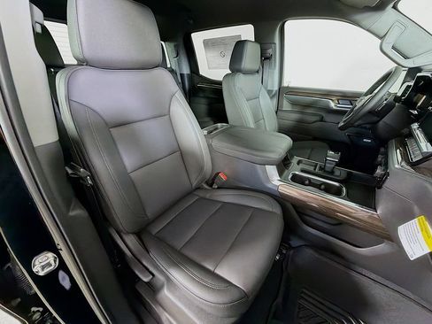 New 2026 Chevrolet Silverado 1500 LT Trail Boss w/ Convenience Package II AWD/4WD image 24