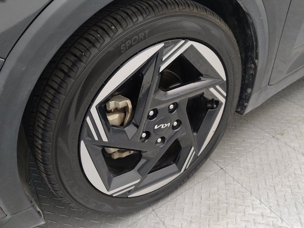 Used 2025 Kia K4 EX FWD image 31