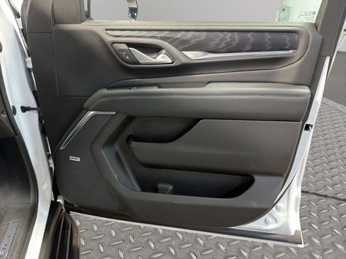 Used 2022 GMC Yukon XL Denali image 22