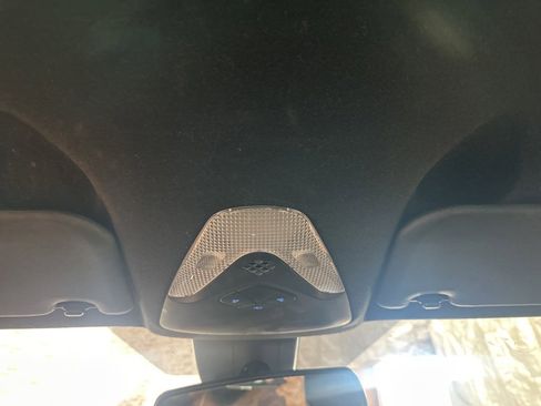 Used 2019 Toyota C-HR LE image 22