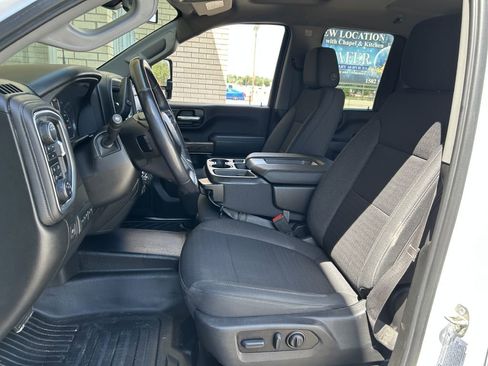 Used 2022 Chevrolet Silverado 2500 LT w/ Convenience Package image 10