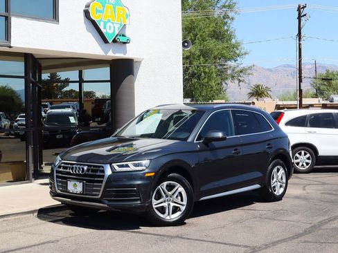 Used 2018 Audi Q5 2.0T Premium Plus w/ Premium Plus Package image 2