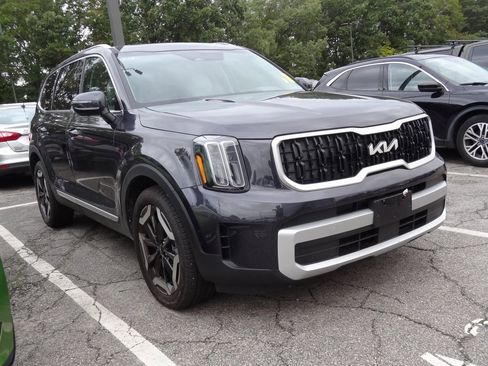Used 2025 Kia Telluride EX image 1