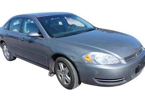 Used 2008 Chevrolet Impala LT FWD image 8