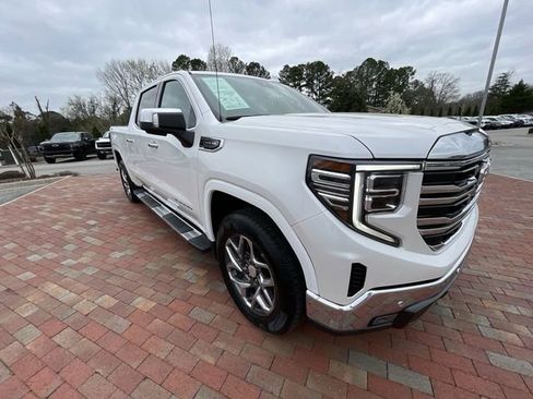 Used 2022 GMC Sierra 1500 SLT w/ SLT Premium Plus Package AWD/4WD image 38