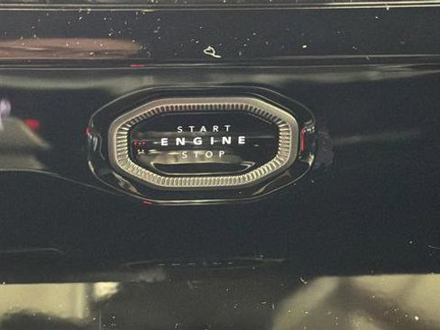 New 2026 Jeep Grand Cherokee L Limited image 37