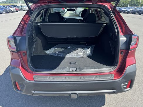 Certified 2021 Subaru Outback Premium w/ Popular Package #1 AWD/4WD image 5