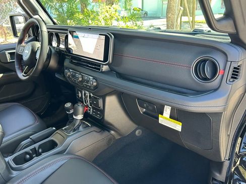 New 2026 Jeep Wrangler Unlimited Rubicon 392 image 35