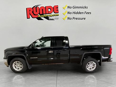 Used 2017 GMC Sierra 1500 SLE w/ SLE Value Package AWD/4WD image 3