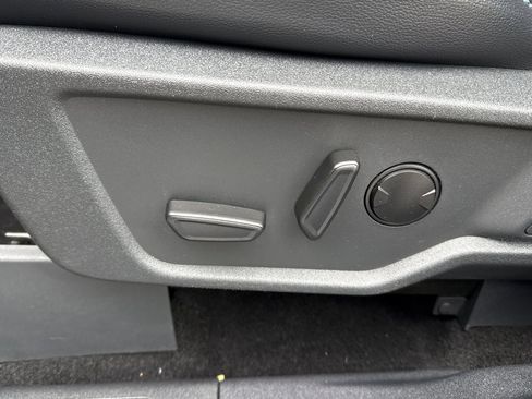 Used 2022 Ford Bronco Wildtrak image 14