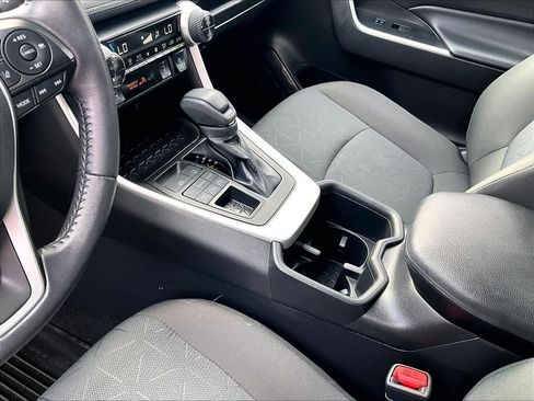 Used 2022 Toyota RAV4 XLE w/ Convenience Package AWD/4WD image 20