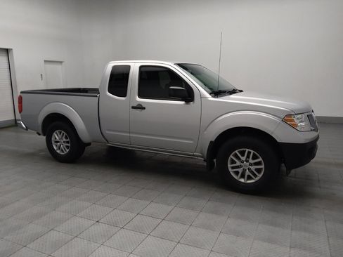 Used 2019 Nissan Frontier SV w/ Value Truck Package image 11
