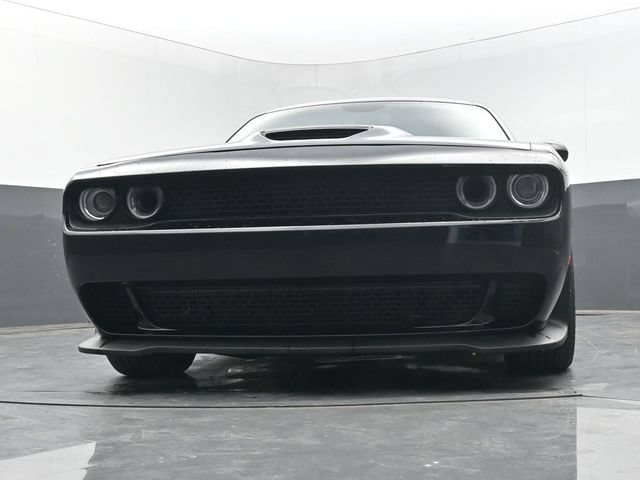 Used 2022 Dodge Challenger R/T RWD image 39