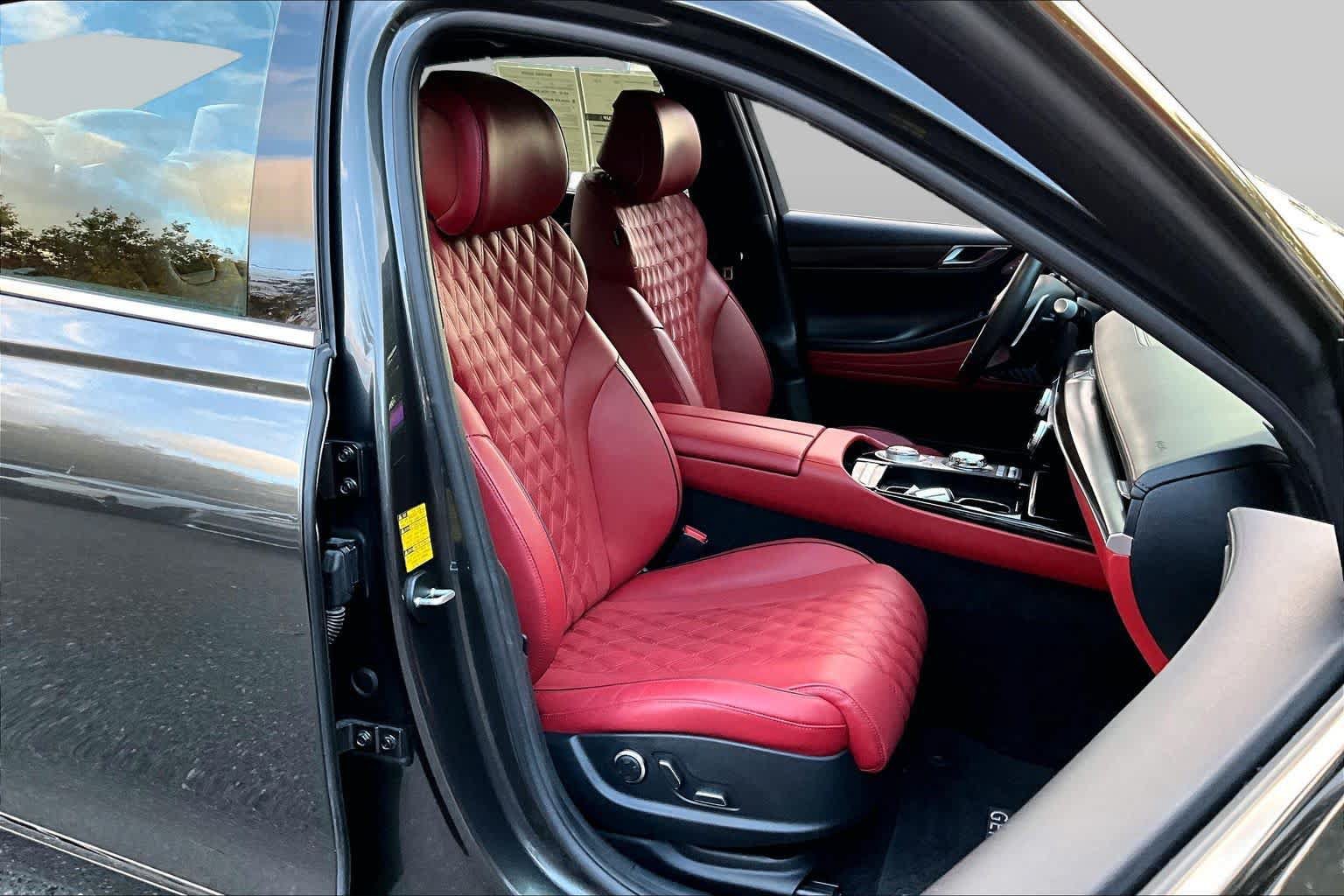 Used 2023 Genesis G80 2.5T w/ Sport Prestige Package AWD/4WD image 8
