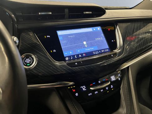 Used 2024 Cadillac XT6 Premium Luxury AWD/4WD image 15