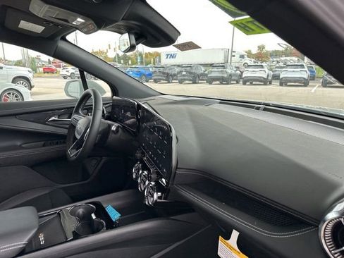 New 2026 Chevrolet Blazer EV LT image 33