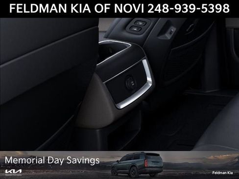 New 2026 Kia Carnival EX FWD image 27