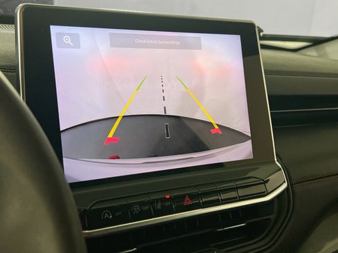 Used 2022 Jeep Compass Trailhawk image 13