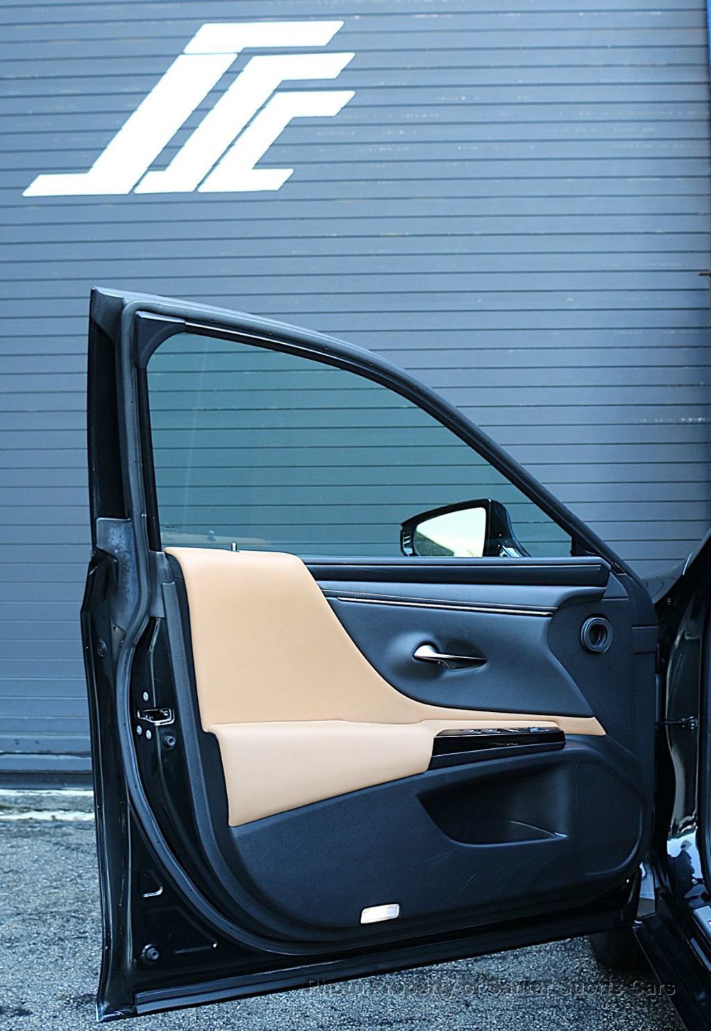 Used 2023 Lexus ES 350 w/ Accessory Package (Z2) FWD image 17
