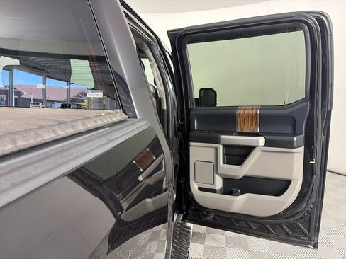 Certified 2019 Ford F150 Lariat AWD/4WD image 29