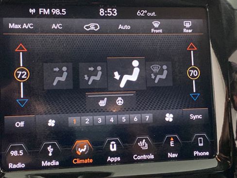 Used 2019 Jeep Cherokee Limited w/ Technology Group AWD/4WD image 17