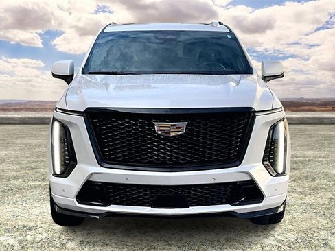 Certified 2025 Cadillac Escalade ESV V image 2