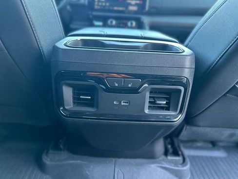 Used 2025 GMC Sierra 1500 AT4 w/ AT4 Premium Package AWD/4WD image 25