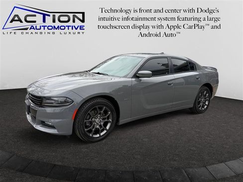 Used 2018 Dodge Charger GT image 4
