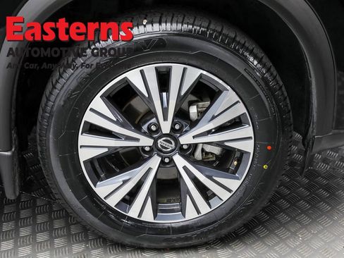 Used 2021 Nissan Rogue SV image 51