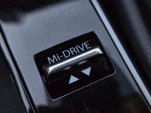 Certified 2025 MAZDA CX-50 AWD 2.5 Hybrid w/ Premium Pkg image 31