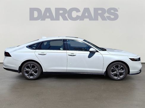 Certified 2023 Honda Accord EX image 8