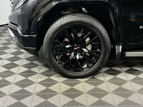 Used 2024 GMC Sierra 1500 Denali w/ Denali Reserve Package image 9