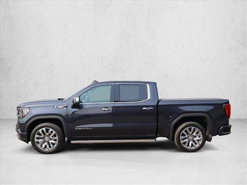Used 2024 GMC Sierra 1500 Denali w/ Denali Reserve Package AWD/4WD image 9