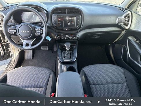 Used 2025 Kia Soul LX image 16
